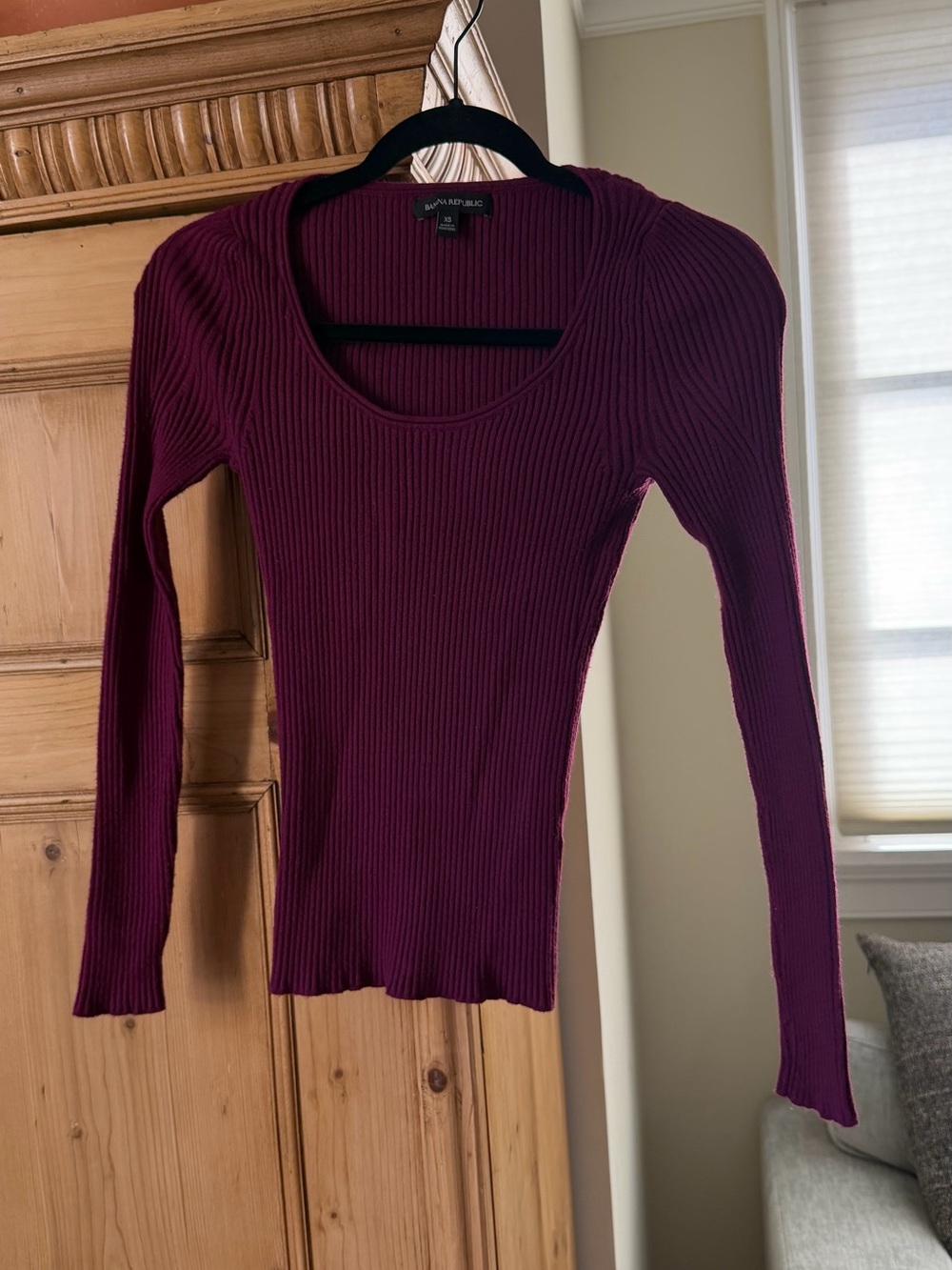 Banana Republic Women's Ribbed Long-Sleeve Scoop Neck Top - Plum